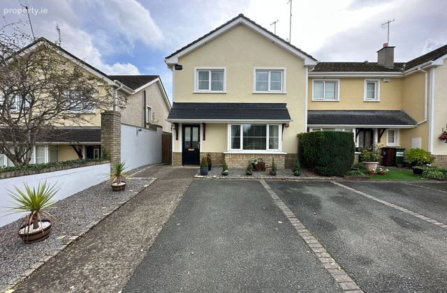8 The View, Woodside, Bettystown, Co. Meath - Click to view photos