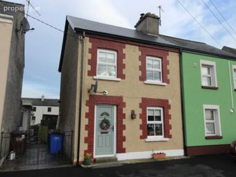 6 Station View, Church Road, Castlerea, Co. Roscommon
