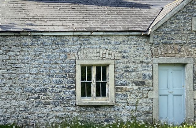 Blue Bell Cottage, Dungarvan, Co. Kilkenny - Click to view photos
