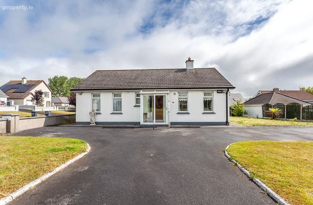 Hawthorn Drive, Tullow, Co. Carlow - Click to view photos