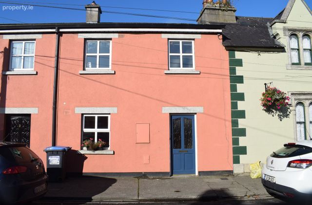 3 Staplestown Court, Kilree Street, Bagenalstown, Co. Carlow - Click to view photos