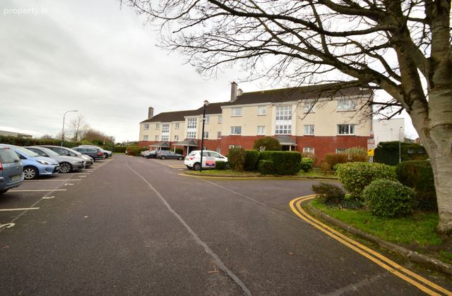 Apartment 2, The Pines, Wentworth Gardens, Wilton, Co. Cork - Click to view photos