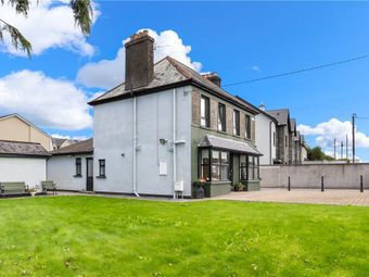 Olde House, Olde House, Curraheen Road, Raheen, Co. Cork - Image 2