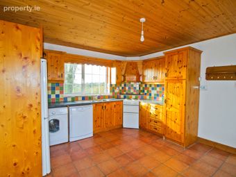 Callow Cottage, Lusmagh, Banagher, Co. Offaly - Image 4