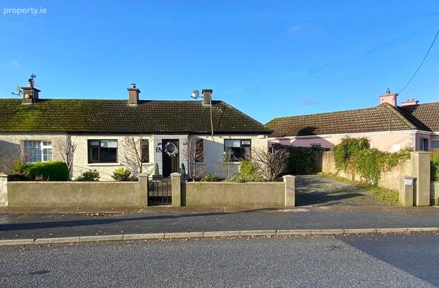 2 O\'hickey Place, Carrickbeg, Carrick-on-Suir, Co. Tipperary - Click to view photos