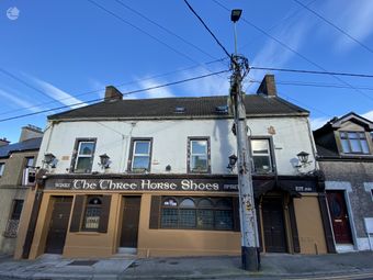 Restaurant / Bar / Hotel For Sale at The Three Horseshoes, 290 Old Youghal Road, St. Lukes, Cork City Suburbs
