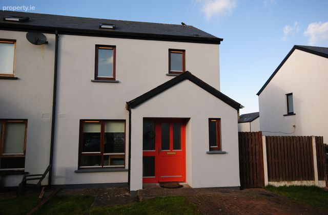 27 Radharc Na Mara, Coolcotts, Wexford Town, Co. Wexford - Click to view photos