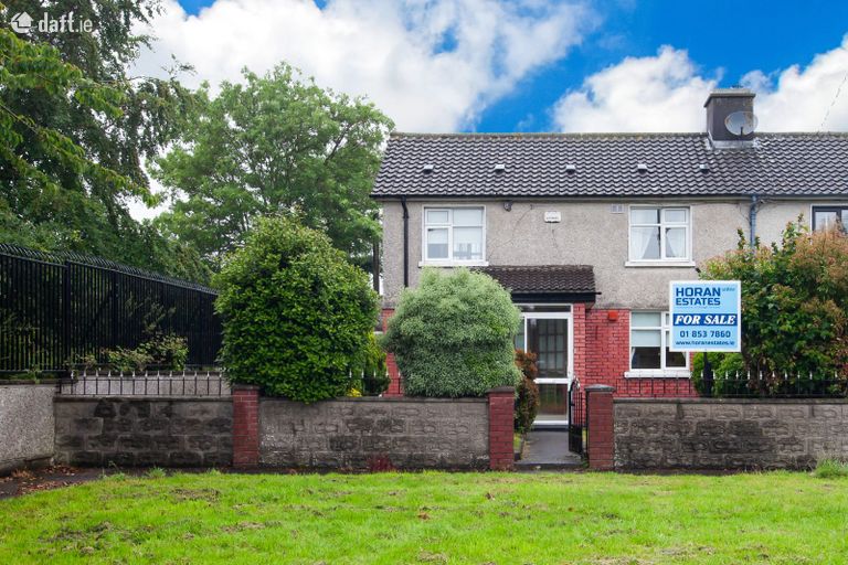 21 Mcauley Road, Dublin 5, Artane, Dublin 5 - Click to view photos