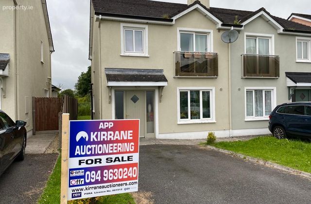 18 Brooklawn, Ballaghaderreen, Co. Roscommon - Click to view photos