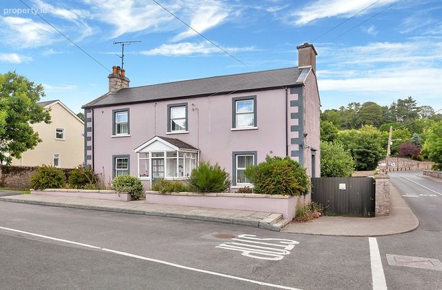 Ballinacor House, Tinahely, Co. Wicklow - Click to view photos