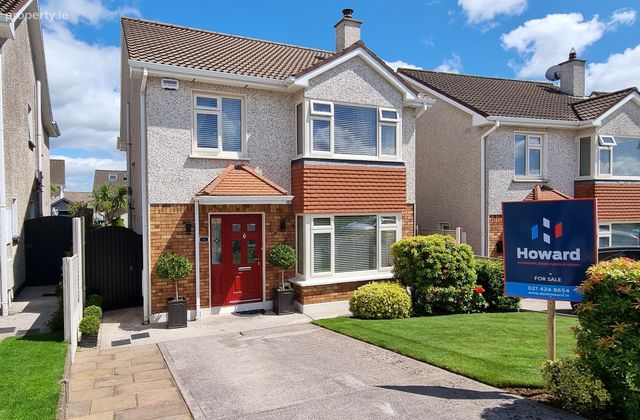 43 Oakdene, Herons Wood, Carrigaline, Co. Cork - Click to view photos
