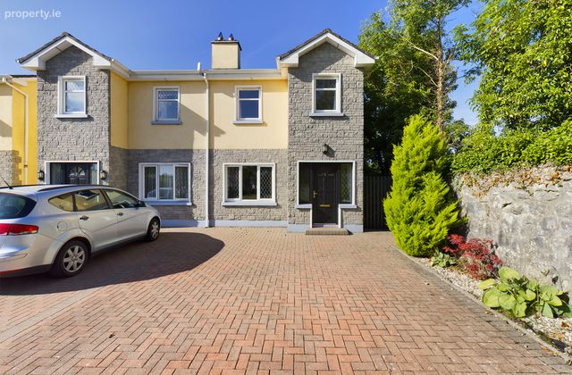 3 Oakwood, Athenry, Co. Galway - Click to view photos