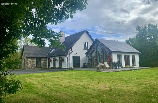 Gratton Lodge, Aghaboy, Ennybegs, Co. Longford - Click to view photos