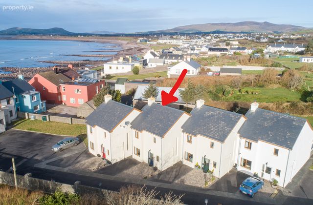 2 Cois Farraige, Waterville, Co. Kerry - Click to view photos