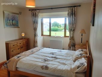 42 The Maples, Oakleigh Wood, Ennis, Co. Clare, Ennis, Co. Clare - Image 3