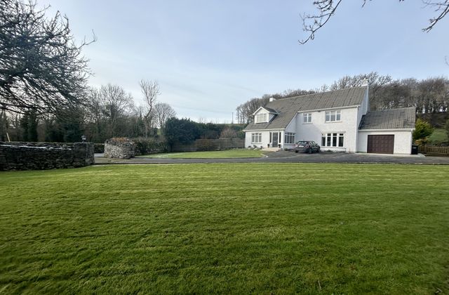Dromconora House, Barefield, Ennis, Co. Clare - Click to view photos