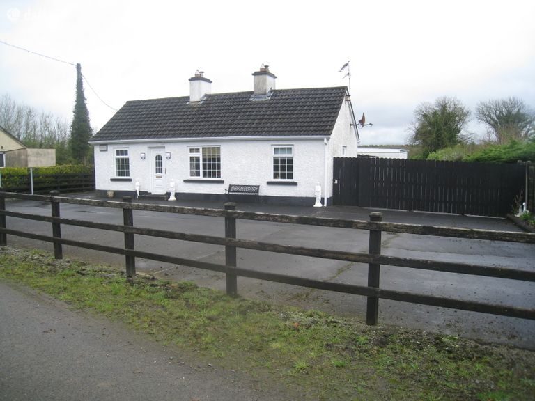 Lissanure, Edgeworthstown, Co. Longford - Click to view photos