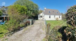 Lodge with Middle Garden to the left