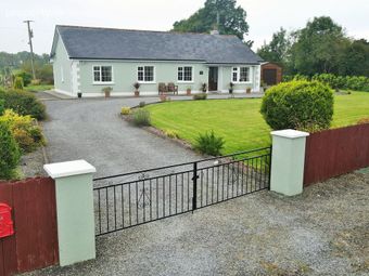 Whitemist Cottage, Carnagruckane, Lisacul, Co. Roscommon