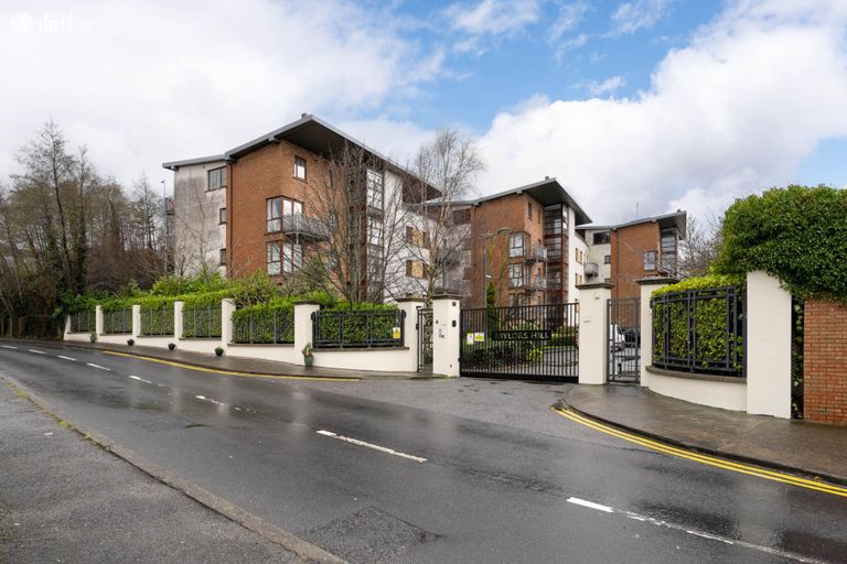 Apartment 36, Grange House, Taylors Hill, Rathfarnham, Dublin 14, Co. Dublin, Rathfarnham, Dublin 16 - Click to view photos