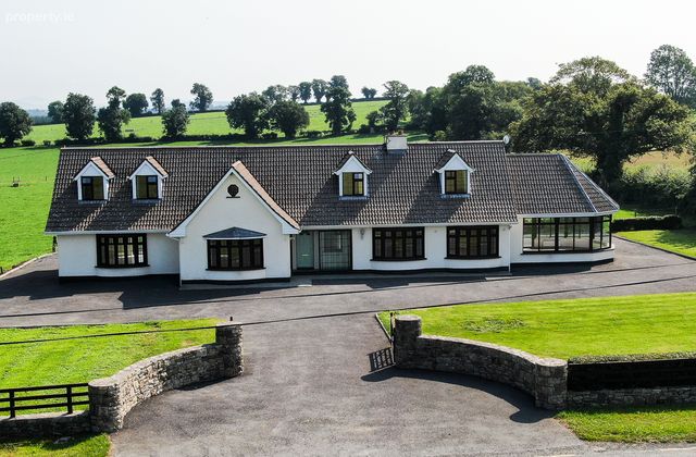 Courtnabooly West, Callan, Co. Kilkenny - Click to view photos
