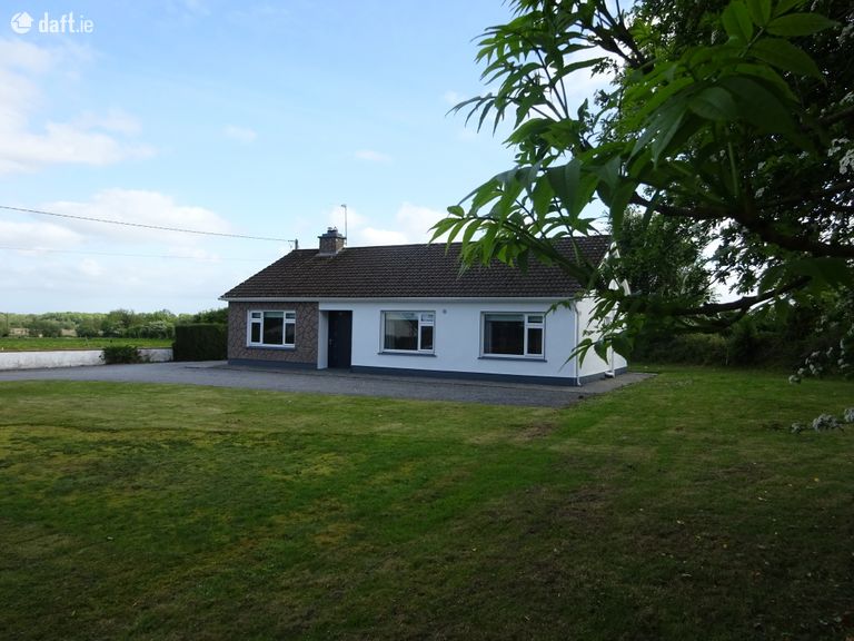 Gurteen, Mountbellew, Co. Galway - Click to view photos