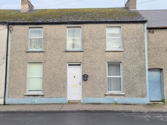 3 Pearse Street, Cahir, Co. Tipperary