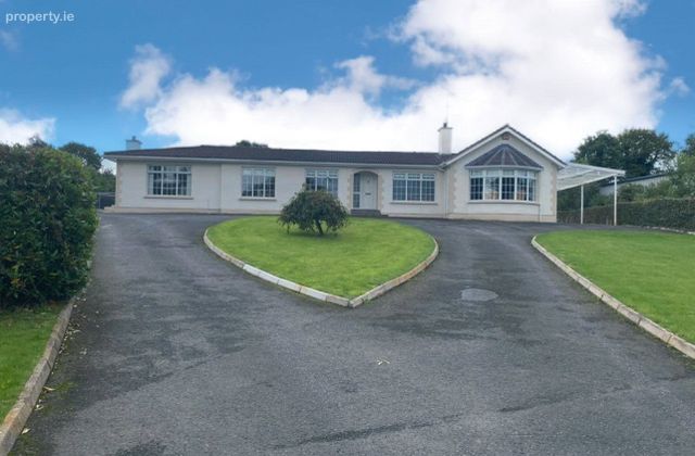 Carrigans, Emyvale, Co. Monaghan - Click to view photos