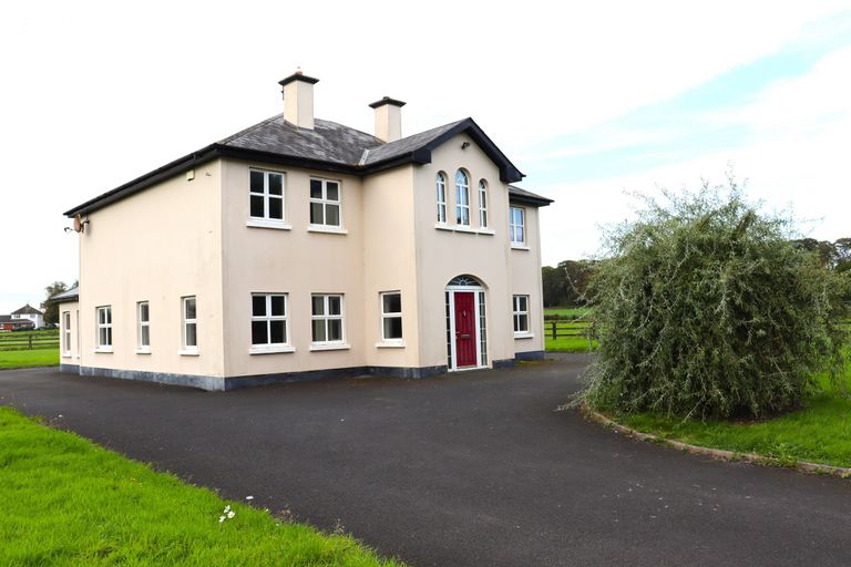 Ballywilliam, Rathkeale, Co. Limerick - Click to view photos