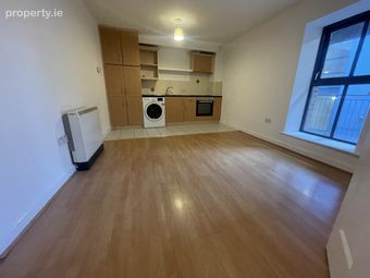 Apartment 8, Reeves Hall, Cork City, Co. Cork - Image 3