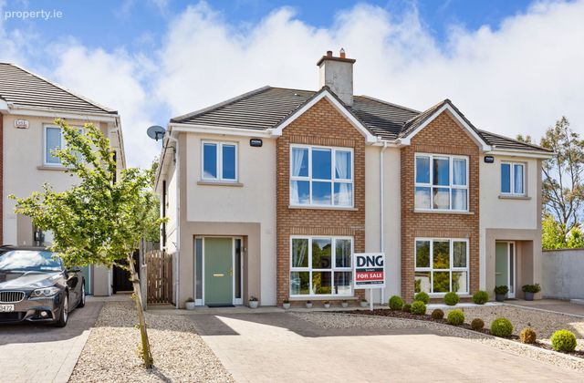 2 The Rise, Meadowvale, Arklow, Co. Wicklow - Click to view photos