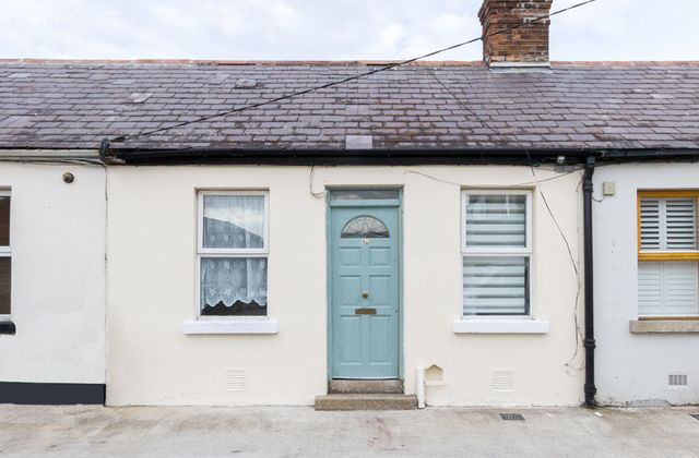 12 Ardee Street, Bray, Co. Wicklow - Click to view photos