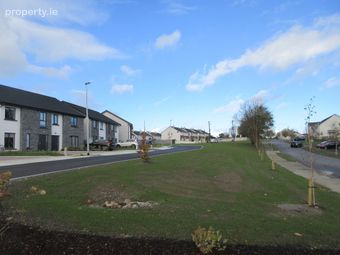 13 Lus Na Greine, Monksland, Athlone, Co. Roscommon - Image 2