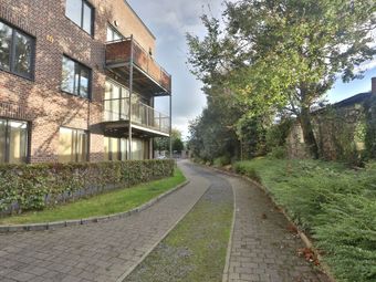 15 Block B, Stradbrook Apartments, Portlaoise, Co. Laois - Image 4