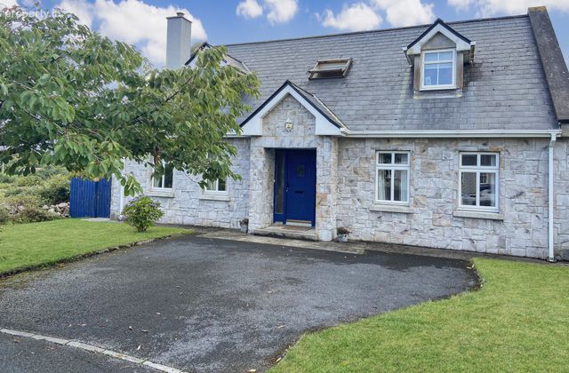4 Radharc Na R&uacute;n, Spiddal West, Spiddal, Co. Galway - Click to view photos