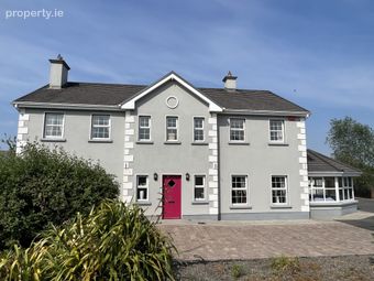 7 Roemore Village, Breaffy, Castlebar, Co. Mayo