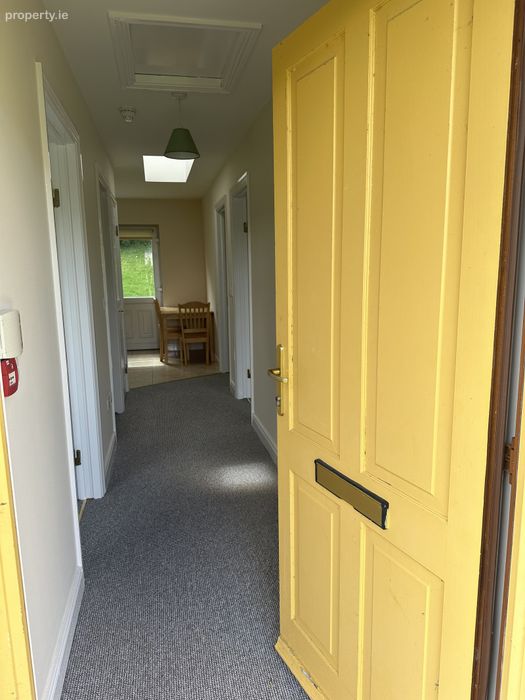 11 Portumna Retirement Village, Saint Brendans Road, Portumna, Co
