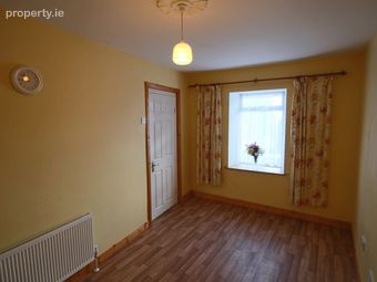 4 Shannon View, Cortober, Carrick-on-Shannon, Co. Leitrim - Image 4
