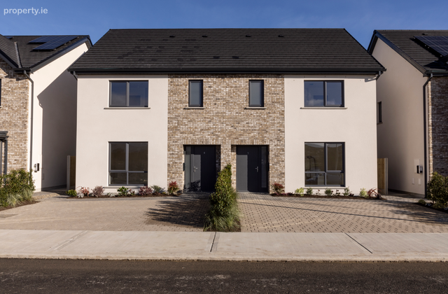 The Chaffinch, Tinakilly Park, Rathnew, Co. Wicklow - Click to view photos