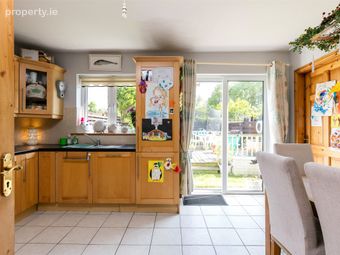 29 Laurel Grove, Tagoat, Co. Wexford - Image 5