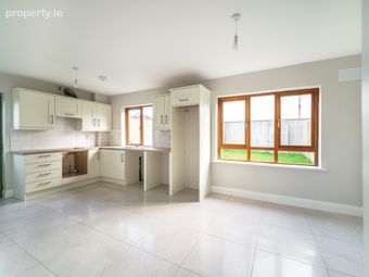 3 Bedroom Semi Detached Home, Dun Uisce, Cahir, Co. Tipperary - Image 5