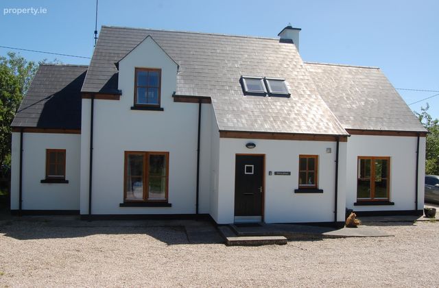 Meenderrygamph, Gweedore, Co. Donegal - Click to view photos