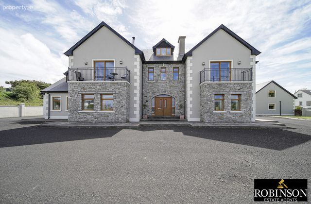 Woodhill, Dunfanaghy, Co. Donegal - Click to view photos