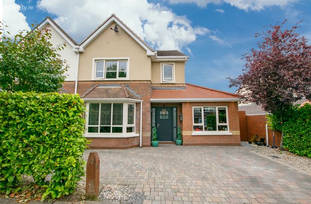 16 The Avenue, Lakepoint Park, Mullingar, Co. Westmeath - Click to view photos