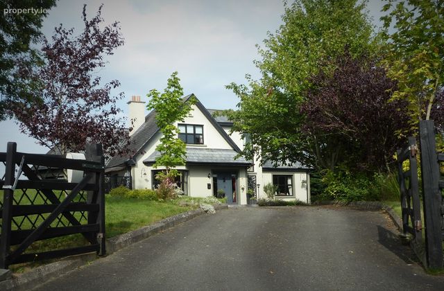 Fern Hill Lodge, Tullykeel, Ardee, Co. Louth - Click to view photos