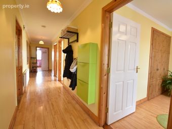 31 Ryland Wood, Bunclody, Co. Wexford - Image 2