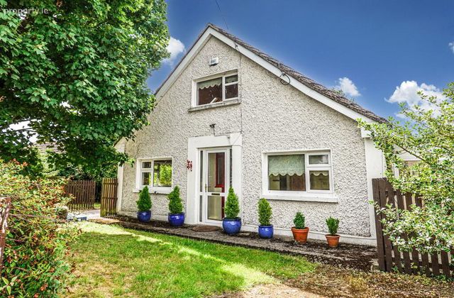 Ashwood, Browneshill Road, Carlow Town, Co. Carlow - Click to view photos