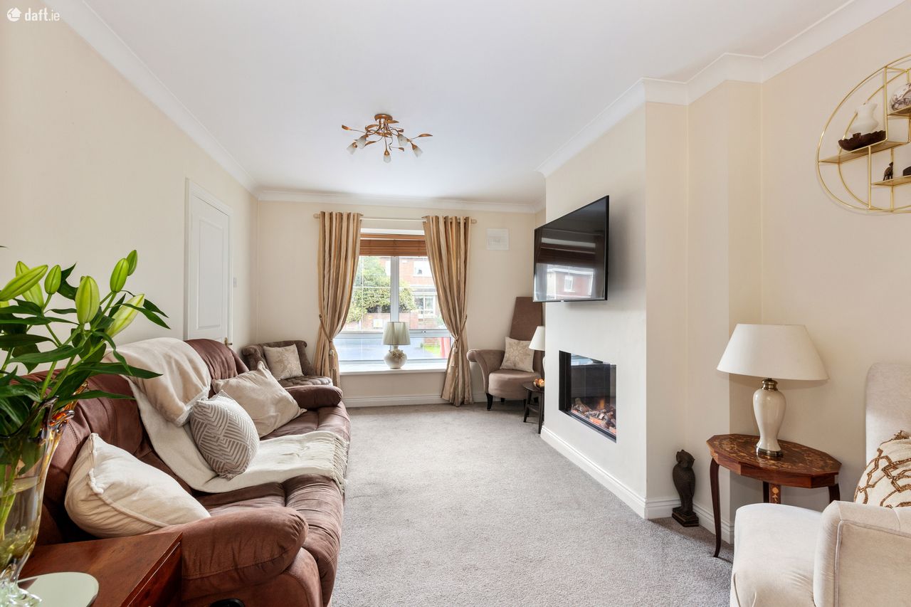 40 The Park, Beaumont Woods, Beaumont, Dublin 9 Brock Delappe