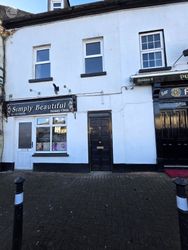 Simply Beautiful,Market Square,Mountrath,Portlaois, Mountrath, Co. Laois - Apartment to Rent