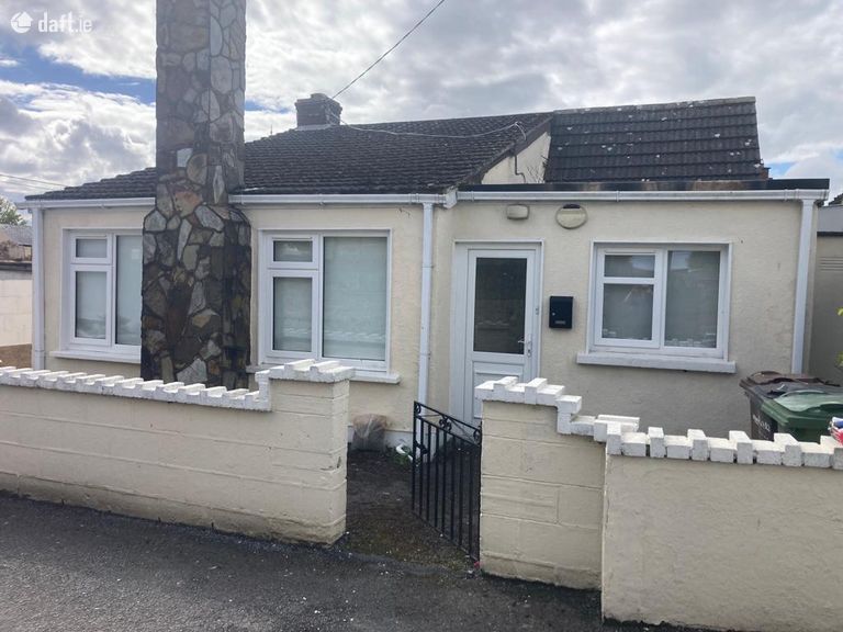 Unit 3, Post Office Road, Lusk, Co. Dublin - Click to view photos